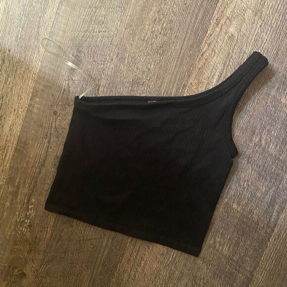[boutique] asymmetrical one shoulder black ribbed crop top #2 - Picture 1 of 4